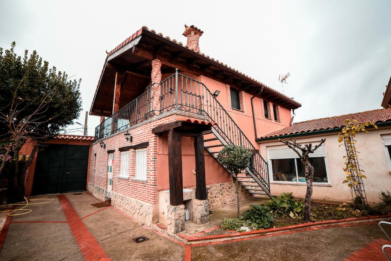 La Huerta Del Duero Guest House Villamarciel Екстериор снимка